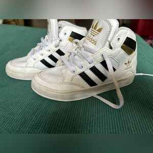 Adidas Kids White and Black Sneakers with Gold Accent